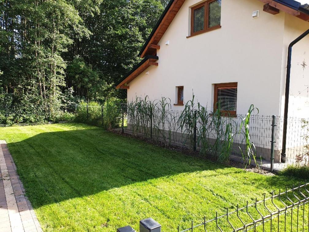 Villa Osada Cztery Pory Roku -Dom Lato Kopalino Exterior foto